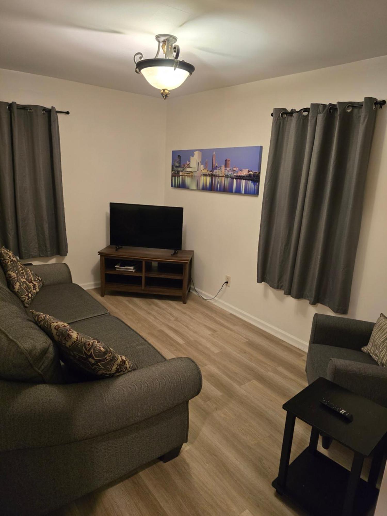 Unit 2 At Oilgate At Oakdale Apartment Akron Ngoại thất bức ảnh
